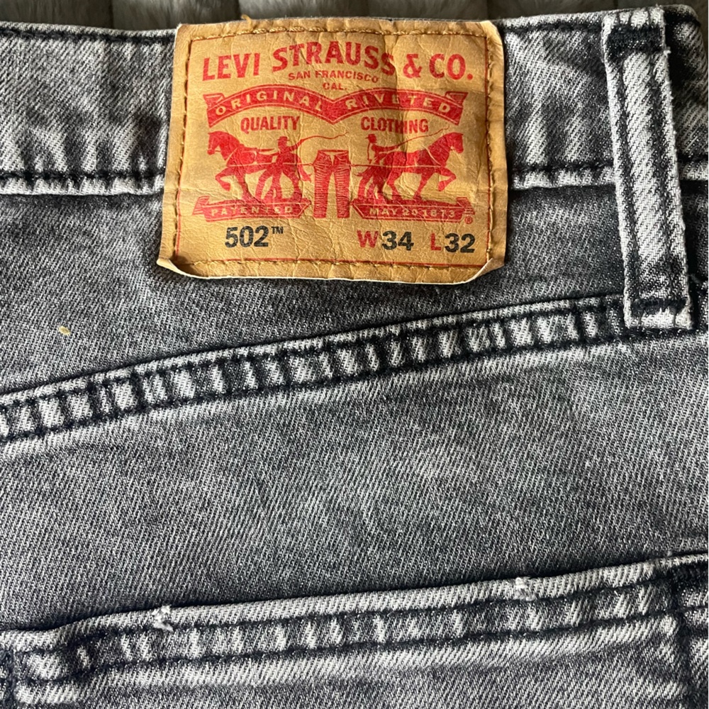 Levi 502 34W 32L